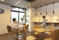 ラウンジ