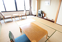 相部屋室内例